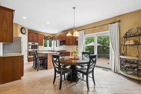 Kitchen - 1250 Tunbridge Trl, Algonquin, IL 60102 photo 1 of 3
