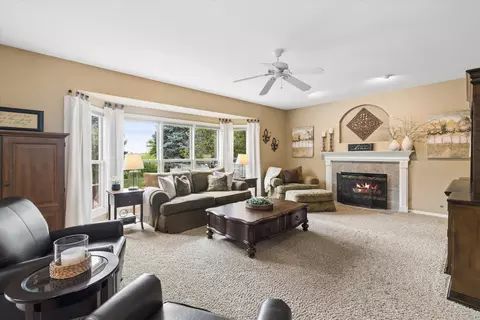 Living - 1250 Tunbridge Trl, Algonquin, IL 60102 photo 2 of 2