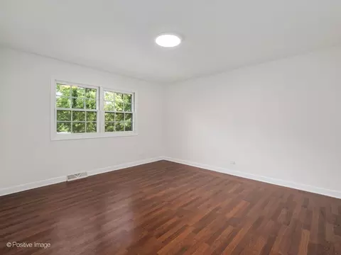 Bedroom - 5 Norris Dr, Burr Ridge, IL 60527 photo 3 of 3