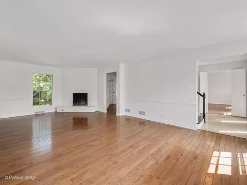 Living - 5 Norris Dr, Burr Ridge, IL 60527 photo 3 of 9