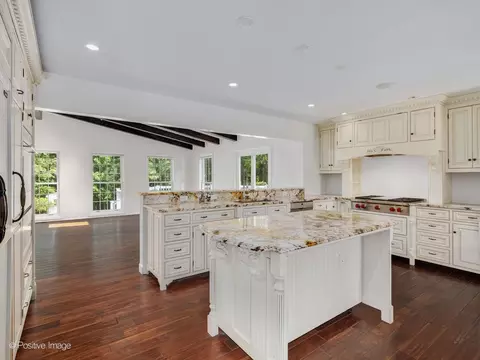 Kitchen - 5 Norris Dr, Burr Ridge, IL 60527 photo 3 of 5