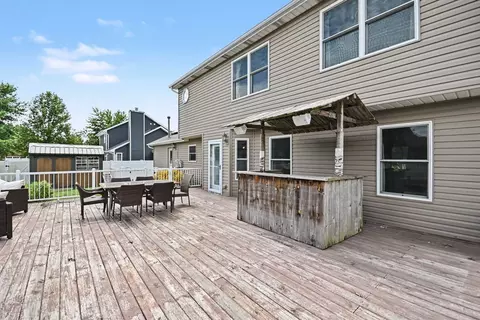 Exterior - 487 Locust Ln, Peotone, IL 60468 photo 7 of 8