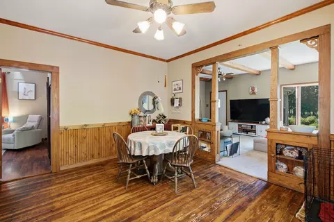 Dining - 14264 Mustang Rd, Marion, IL 62959 photo 2 of 2