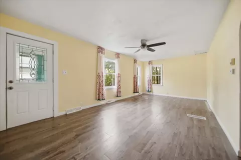 Living - 10464 Two Mile Rd, Thomson, IL 61285 photo 1 of 3