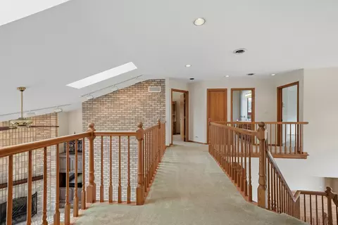 Entry Way - 1522 Coventry Ln, Munster, IN 46321 photo 2 of 3