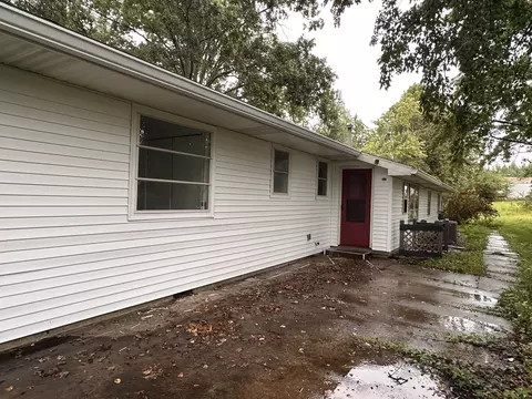 Other - 380 Golf Course Rd, Eldorado, IL 62930 photo 2 of 4