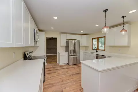 Kitchen - 210 S Small Ave, Kankakee, IL 60901 photo 2 of 4