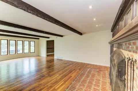 Living - 210 S Small Ave, Kankakee, IL 60901 photo 1 of 8
