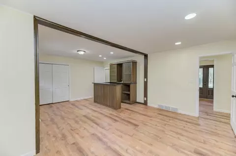 Living - 210 S Small Ave, Kankakee, IL 60901 photo 7 of 8