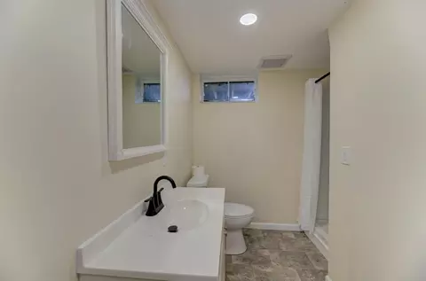 Bath - 210 S Small Ave, Kankakee, IL 60901 photo 4 of 4