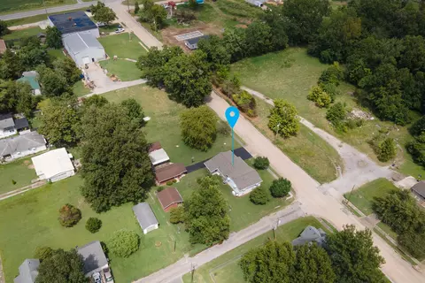 View/Area - 701 N 29th St, Herrin, IL 62948 photo 3 of 6