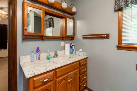Bath - 701 N 29th St, Herrin, IL 62948 photo 2 of 2