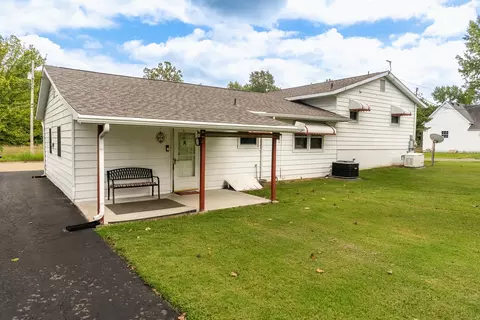 Other - 701 N 29th St, Herrin, IL 62948 photo 9 of 13