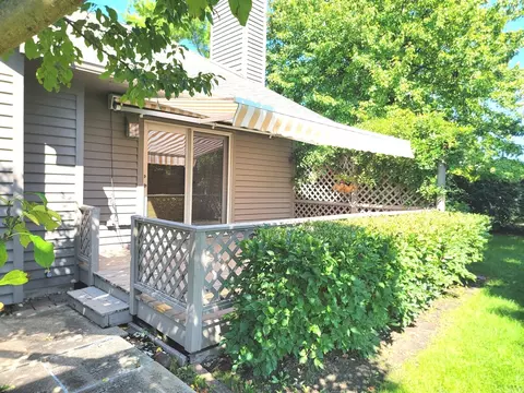 Exterior - 1509 Fort Jesse Rd #20, Normal, IL 61761 photo 7 of 17