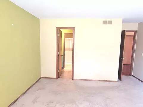 Bedroom - 1509 Fort Jesse Rd #20, Normal, IL 61761 photo 1 of 5