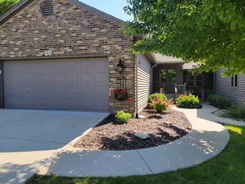 Exterior - 1509 Fort Jesse Rd #20, Normal, IL 61761 photo 17 of 17