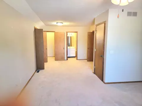 Bedroom - 1509 Fort Jesse Rd #20, Normal, IL 61761 photo 5 of 5