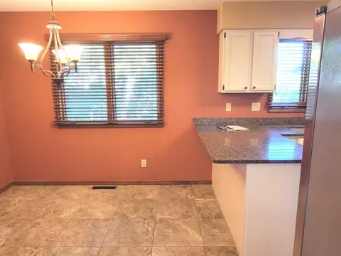 Kitchen - 1509 Fort Jesse Rd #20, Normal, IL 61761 photo 5 of 5