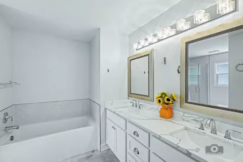Bath - 20952 W Olive St, Plainfield, IL 60544 photo 2 of 4