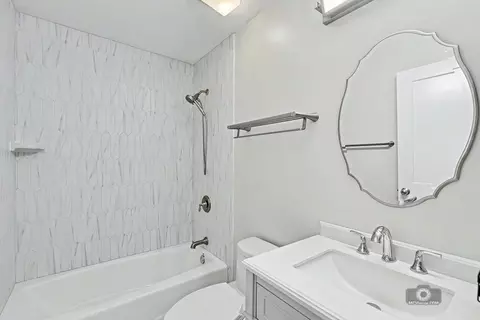 Bath - 20952 W Olive St, Plainfield, IL 60544 photo 4 of 4