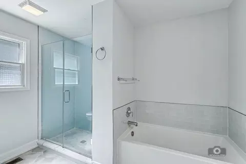 Bath - 20952 W Olive St, Plainfield, IL 60544 photo 3 of 4