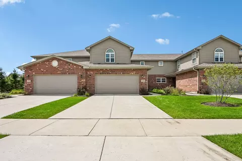 19726 Sunset Ct, Tinley Park, IL 60487