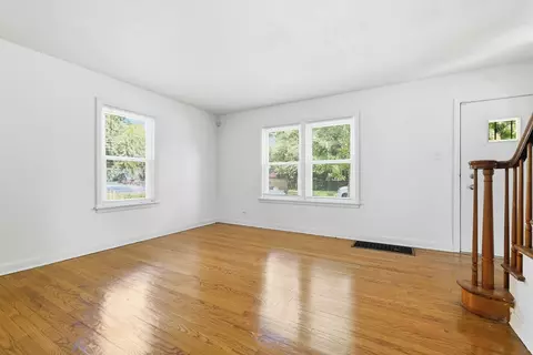 Living - 233 E 143rd St, Dolton, IL 60419 photo 2 of 3