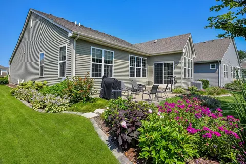 Exterior - 2612 Drexel Dr, Naperville, IL 60564 photo 2 of 10