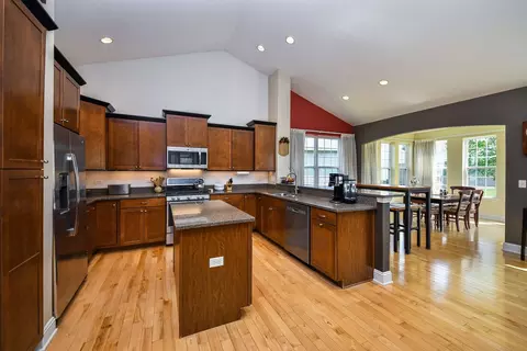 Kitchen - 2612 Drexel Dr, Naperville, IL 60564 photo 3 of 4