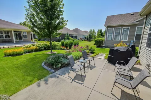 Exterior - 2612 Drexel Dr, Naperville, IL 60564 photo 5 of 10