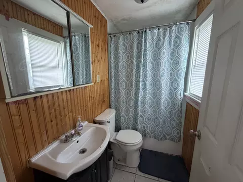 Bath - 714 E 8th St, Kewanee, IL 61443 photo 1 of 1