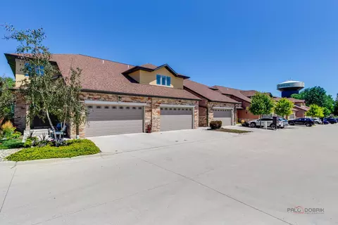 Exterior - 82 Prairie Ct, Wheeling, IL 60090 photo 5 of 5