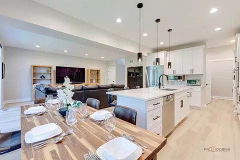 Kitchen - 82 Prairie Ct, Wheeling, IL 60090 photo 1 of 4