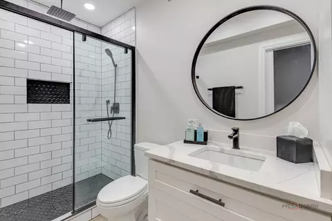 Bath - 82 Prairie Ct, Wheeling, IL 60090 photo 6 of 6