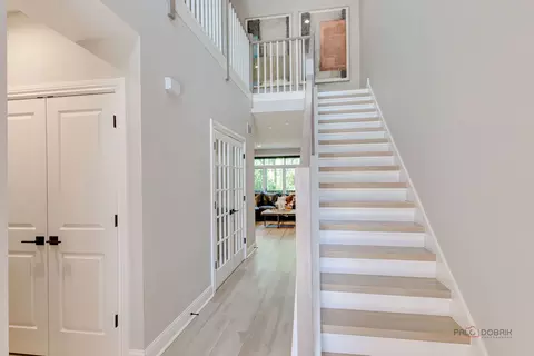 Entry Way - 82 Prairie Ct, Wheeling, IL 60090 photo 1 of 3