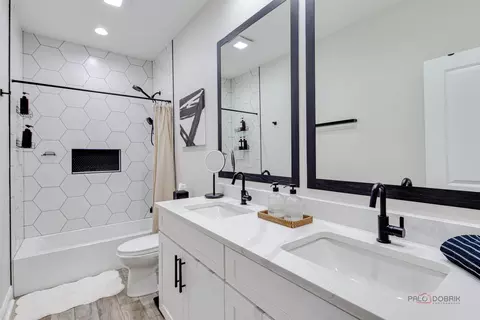 Bath - 82 Prairie Ct, Wheeling, IL 60090 photo 5 of 6