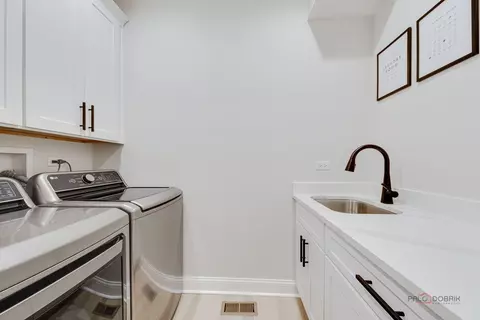 Other - 82 Prairie Ct, Wheeling, IL 60090 photo 3 of 9