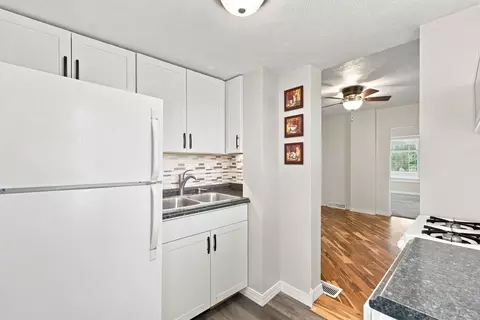 Kitchen - 2335 33rd St, Moline, IL 61265 photo 3 of 3