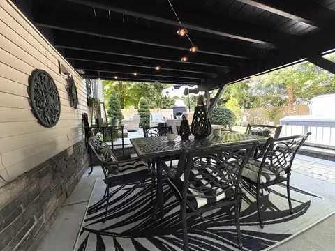 Exterior - 110 Swanson St, Ottawa, IL 61350 photo 11 of 17