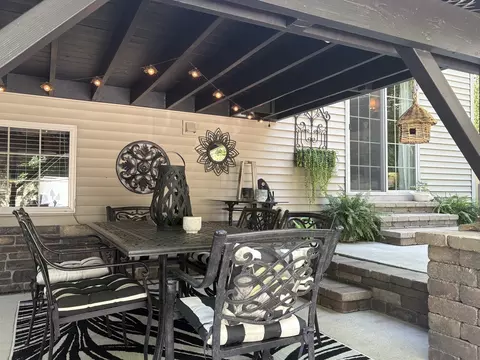 Exterior - 110 Swanson St, Ottawa, IL 61350 photo 12 of 17