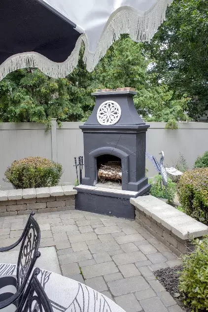 Exterior - 110 Swanson St, Ottawa, IL 61350 photo 5 of 17