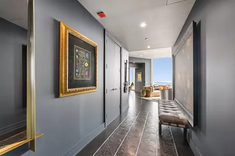Entry Way - Undisclosed, Chicago, IL 60611 photo 2 of 4
