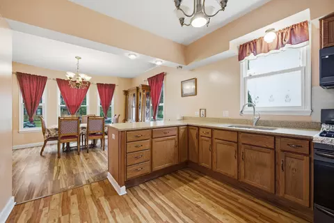 Kitchen - 459 N Spring St, Elgin, IL 60120 photo 3 of 4