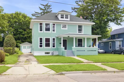 Exterior - 459 N Spring St, Elgin, IL 60120 photo 2 of 5