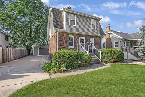 15 W Ann St, Lombard, IL 60148