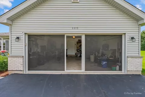 Exterior - 1108 Monroe Ave, Mchenry, IL 60050 photo 3 of 4