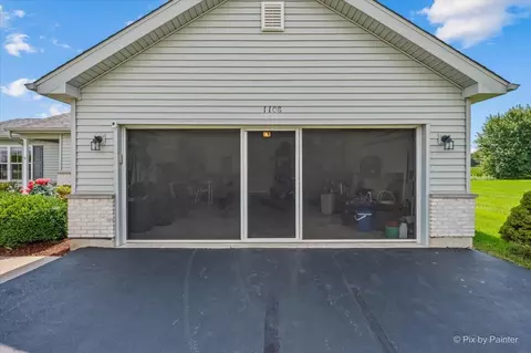 Exterior - 1108 Monroe Ave, Mchenry, IL 60050 photo 2 of 4