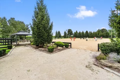 Exterior - 2 S976 Deerpath Rd, Batavia, IL 60510 photo 6 of 10