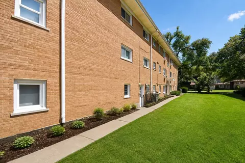 Exterior - 6850 W Lode Dr #2A, Worth, IL 60482 photo 3 of 3