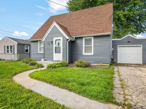 7608 Grenville St, Machesney Park, IL 61115